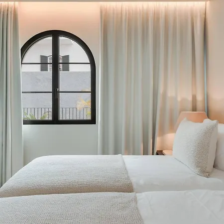 Mangoni - Brand New Luxury * Funchal (Madeira)