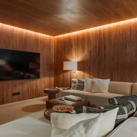 Mangoni - Brand New Luxury