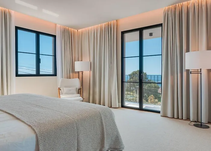 Mangoni - Brand New Luxury *