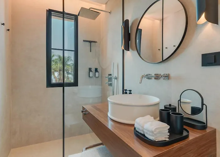 Villa Mangoni - Brand New Luxury *