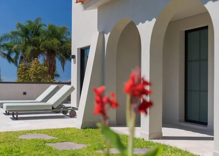 Villa Mangoni - Brand New Luxury Funchal (Madeira)