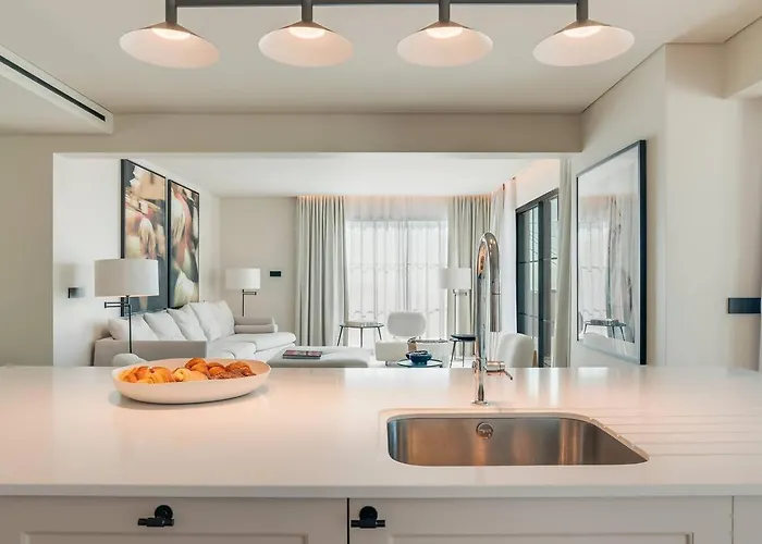 Mangoni - Brand New Luxury