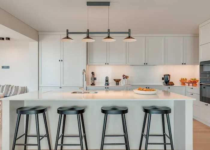 Mangoni - Brand New Luxury Vila *