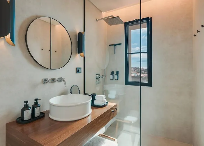 Mangoni - Brand New Luxury Villa